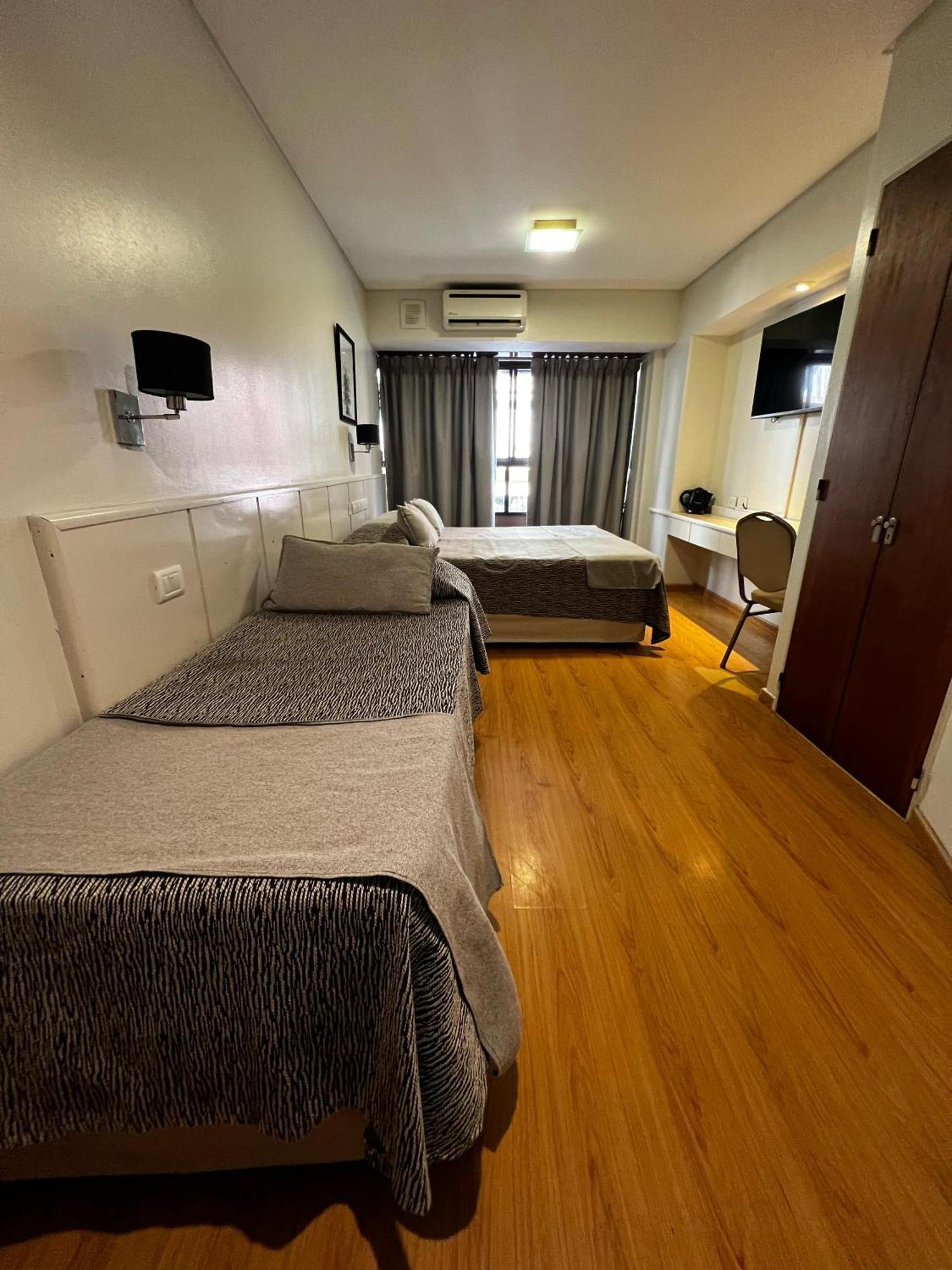 Hotel Dion Mar del Plata Bagian luar foto