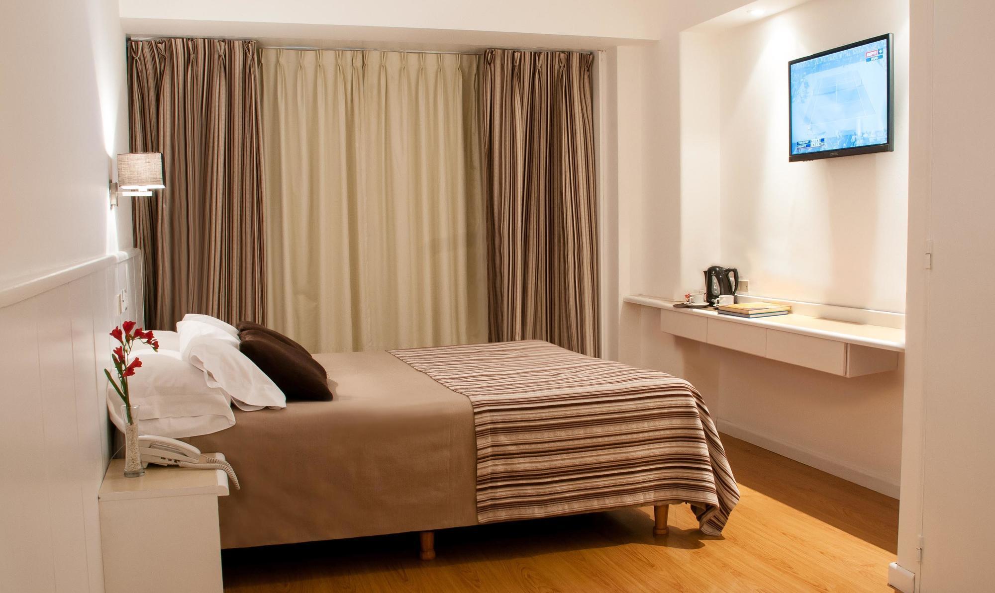 Hotel Dion Mar del Plata Bagian luar foto
