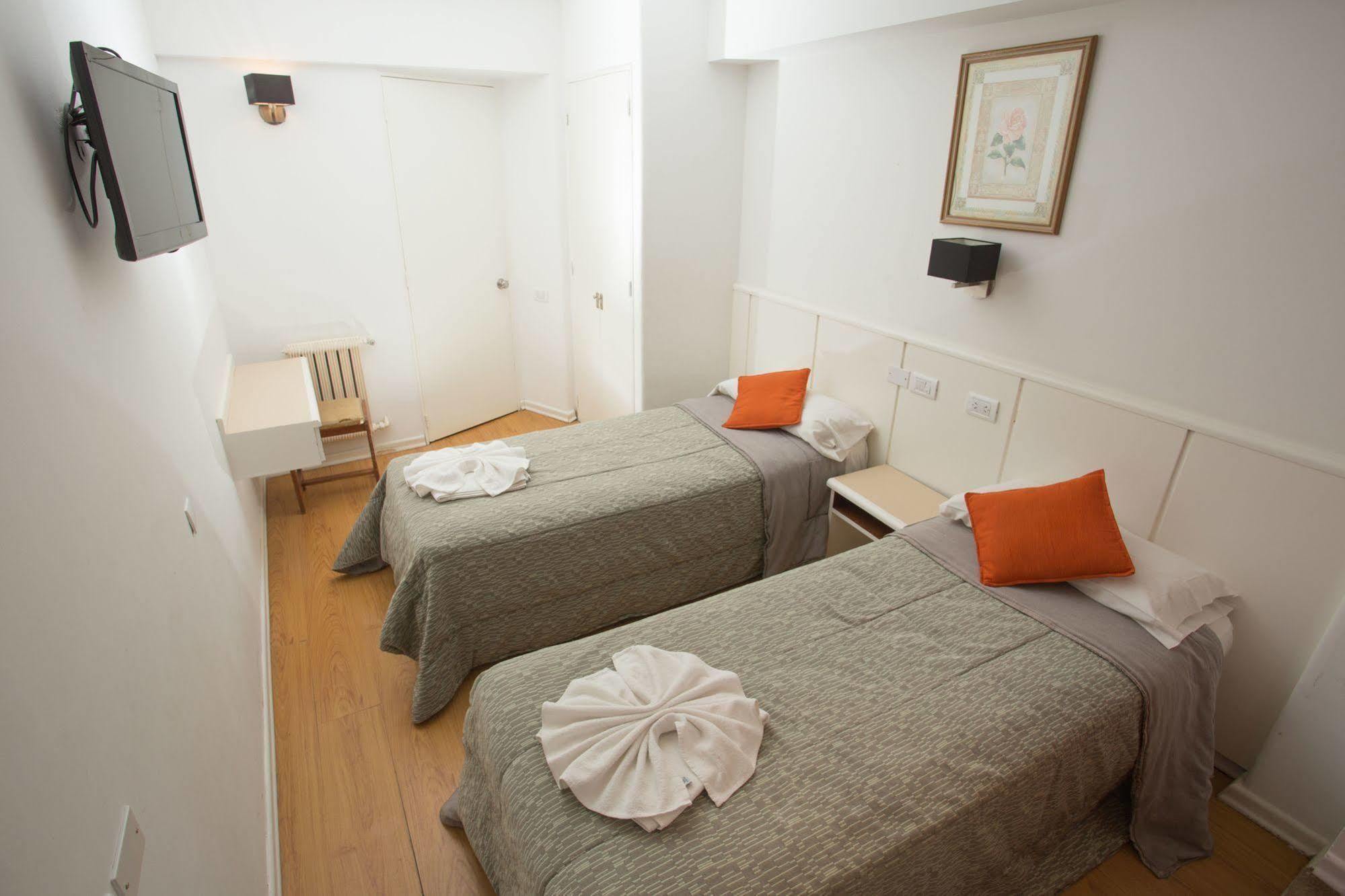 Hotel Dion Mar del Plata Bagian luar foto