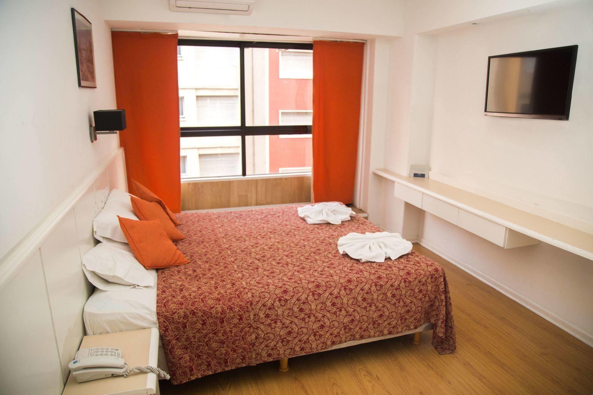 Hotel Dion Mar del Plata Bagian luar foto
