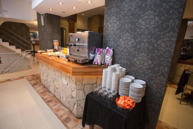 Hotel Dion Mar del Plata Bagian luar foto